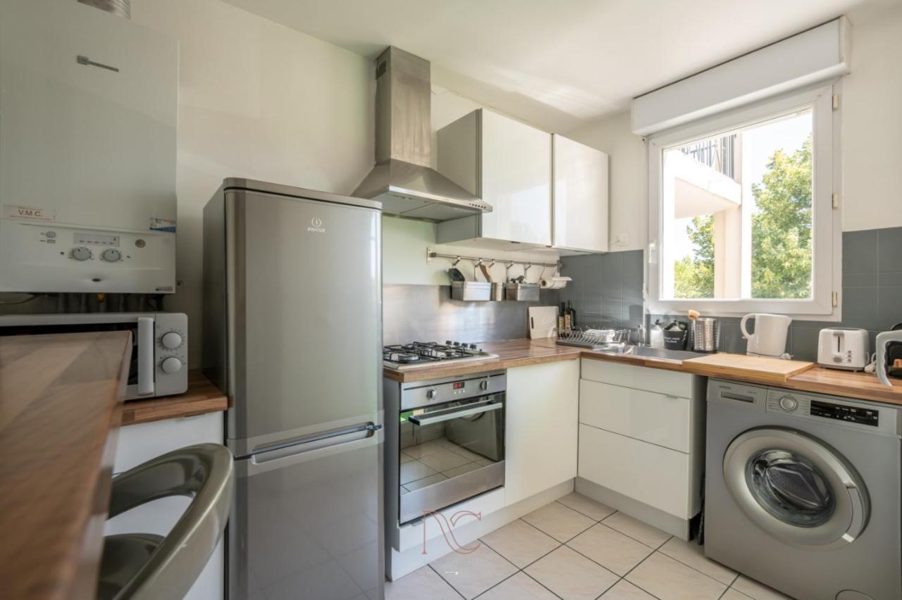 Apartment Castle 1 Bedroomed Bussy-Saint-Georges Exteriör bild