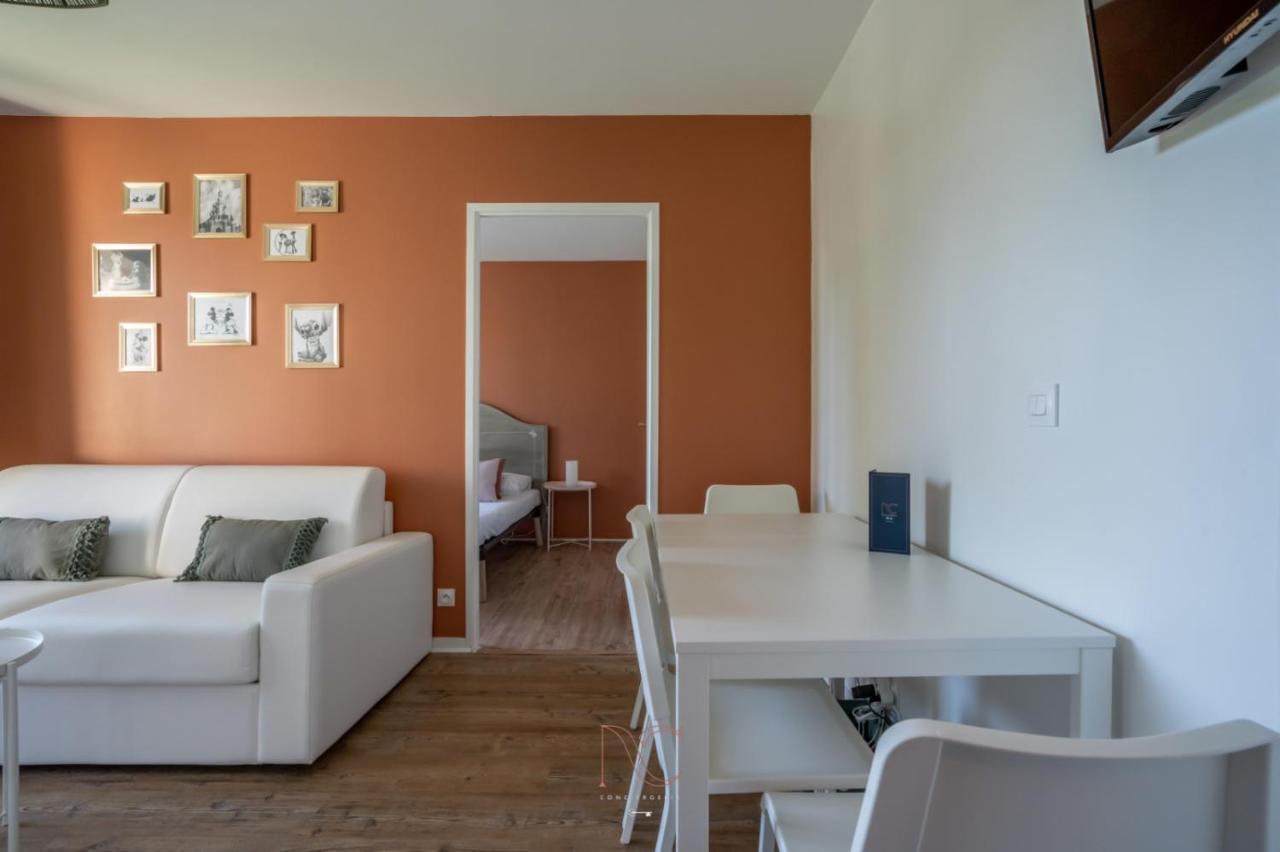 Apartment Castle 1 Bedroomed Bussy-Saint-Georges Exteriör bild