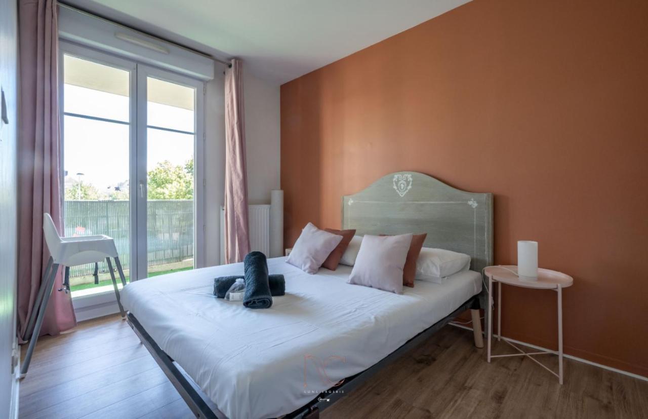 Apartment Castle 1 Bedroomed Bussy-Saint-Georges Exteriör bild